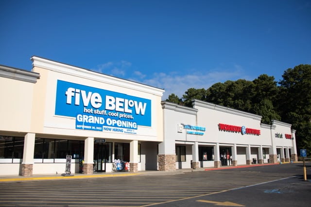 5 Below Scales in Small-Town America with a Grand Opening in Jacksonville, AL